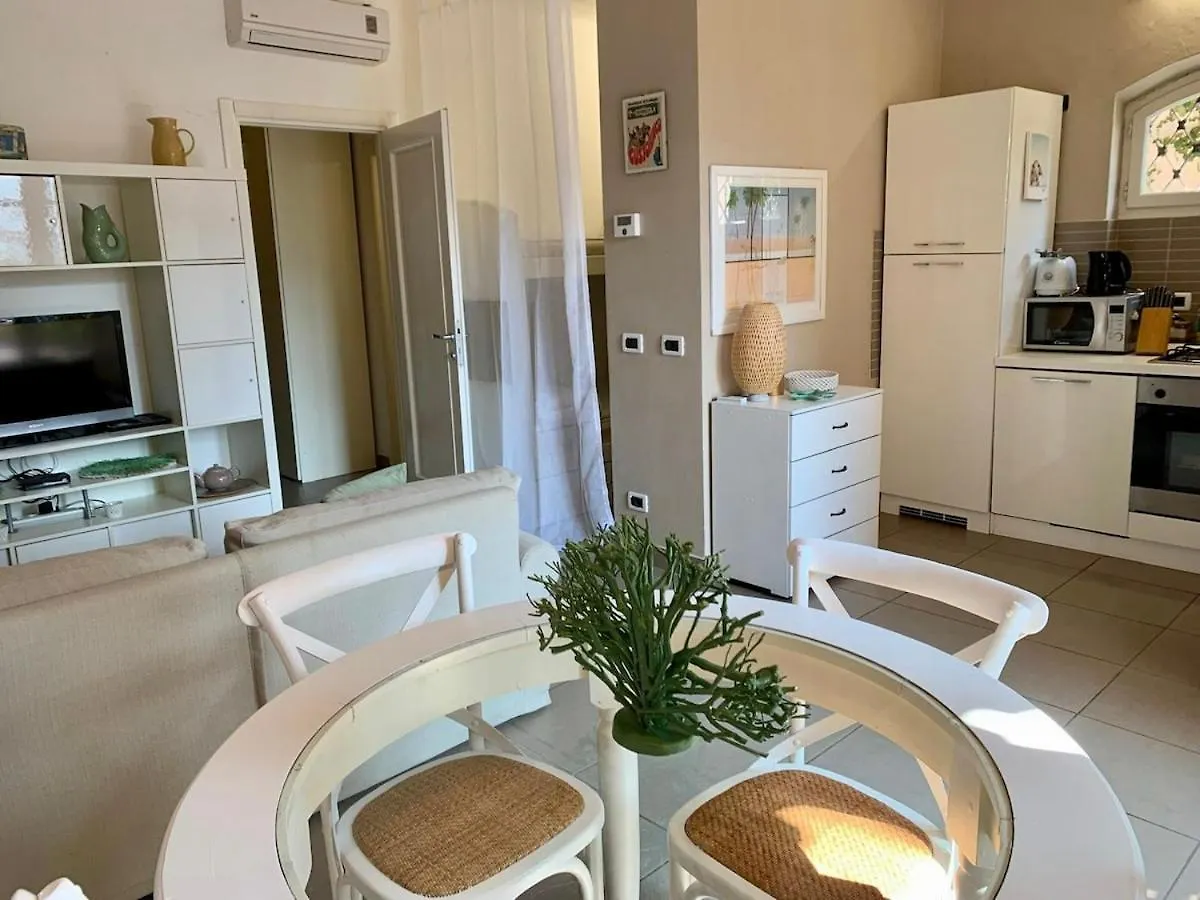 Relax Tra Golf E Mare Apartment Garlenda Italy