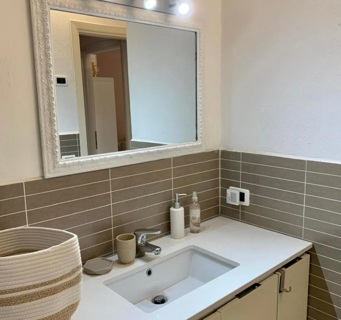 Relax Tra Golf E Mare Apartment Garlenda